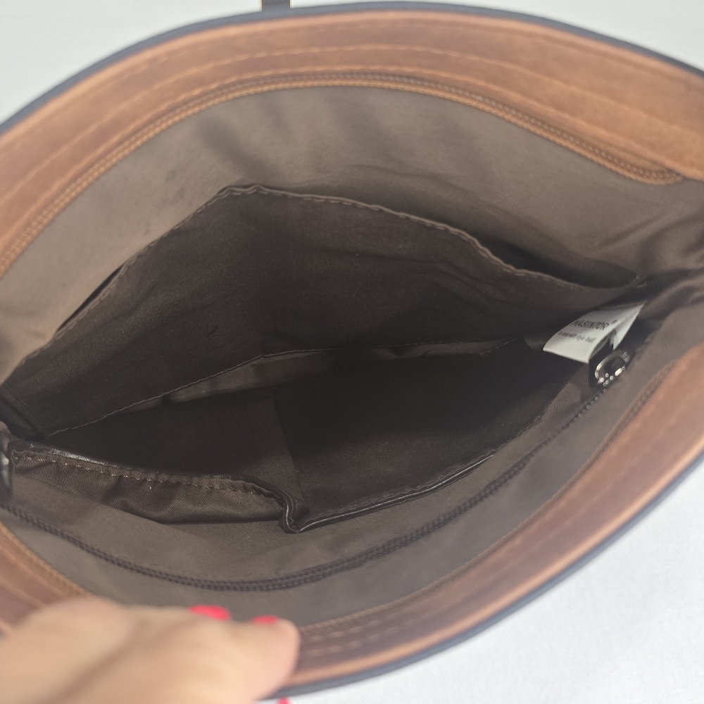 Masintor Vegan Leather Crossbody Shoulder Bag - Picture 11 of 16